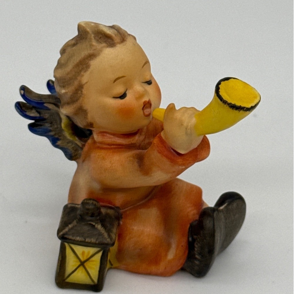 Goebel Hummel Tuneful Angel with Horn, Lantern Figurine Sitting West Germany 359